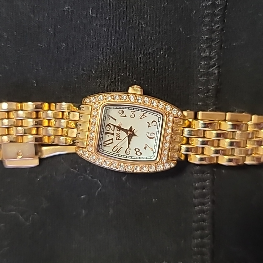 Folli Follie ladies watch authentic